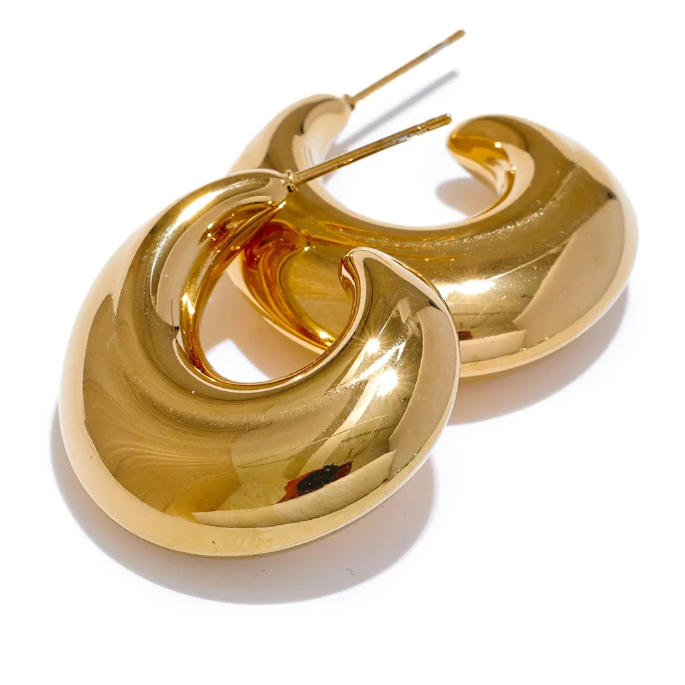 Soraya Earrings by Louryx