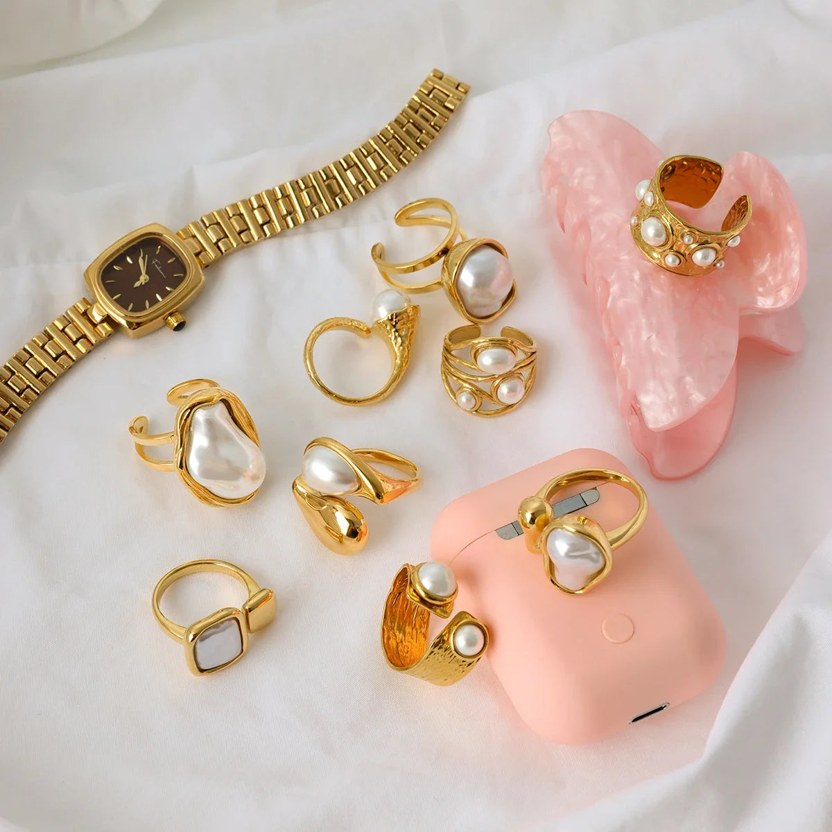 Arabella Ring by Louryx