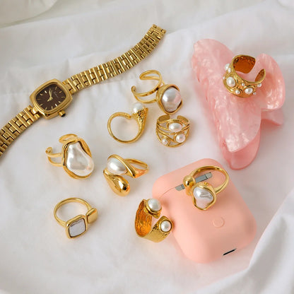 Arabella Ring by Louryx
