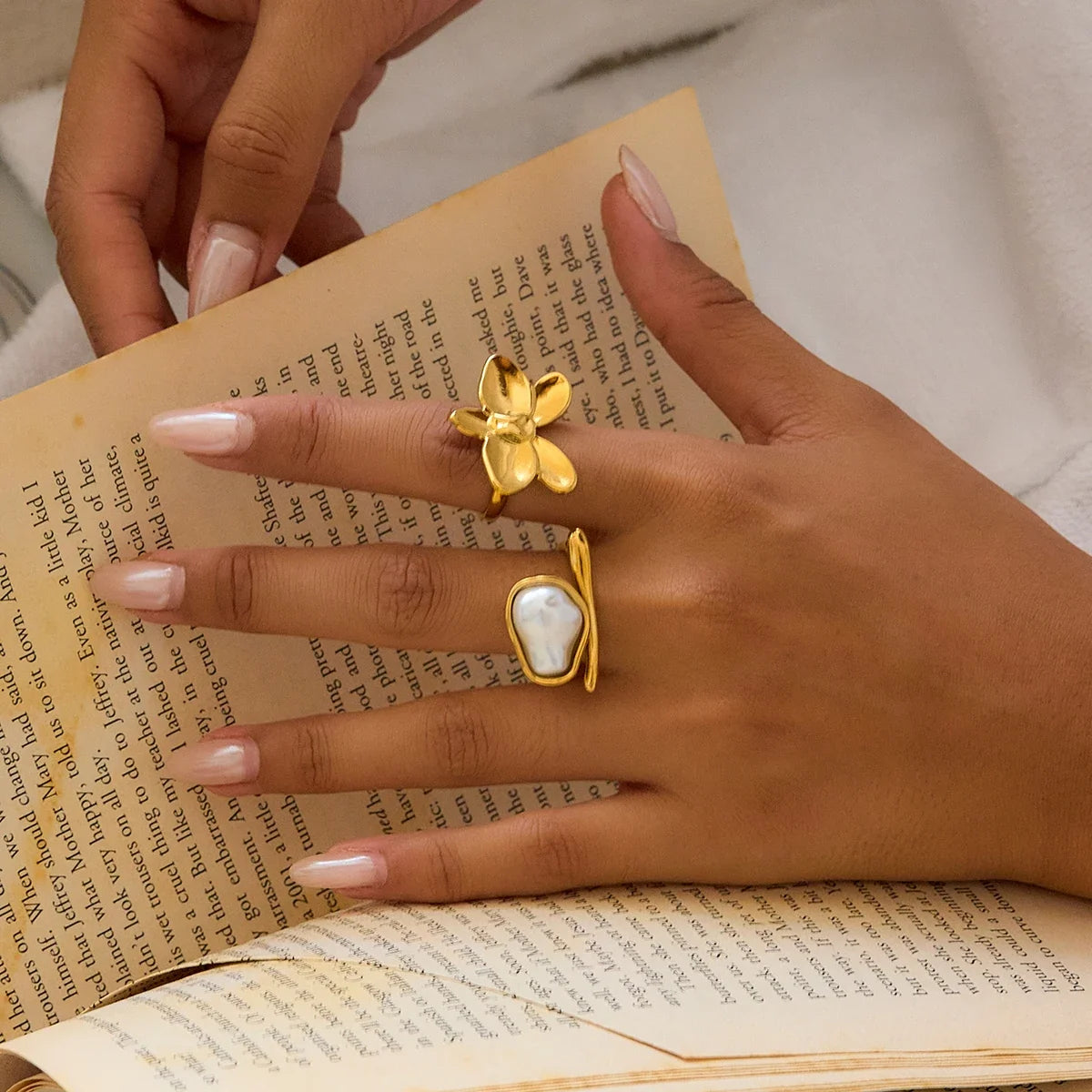 Greta Rings by Louryx