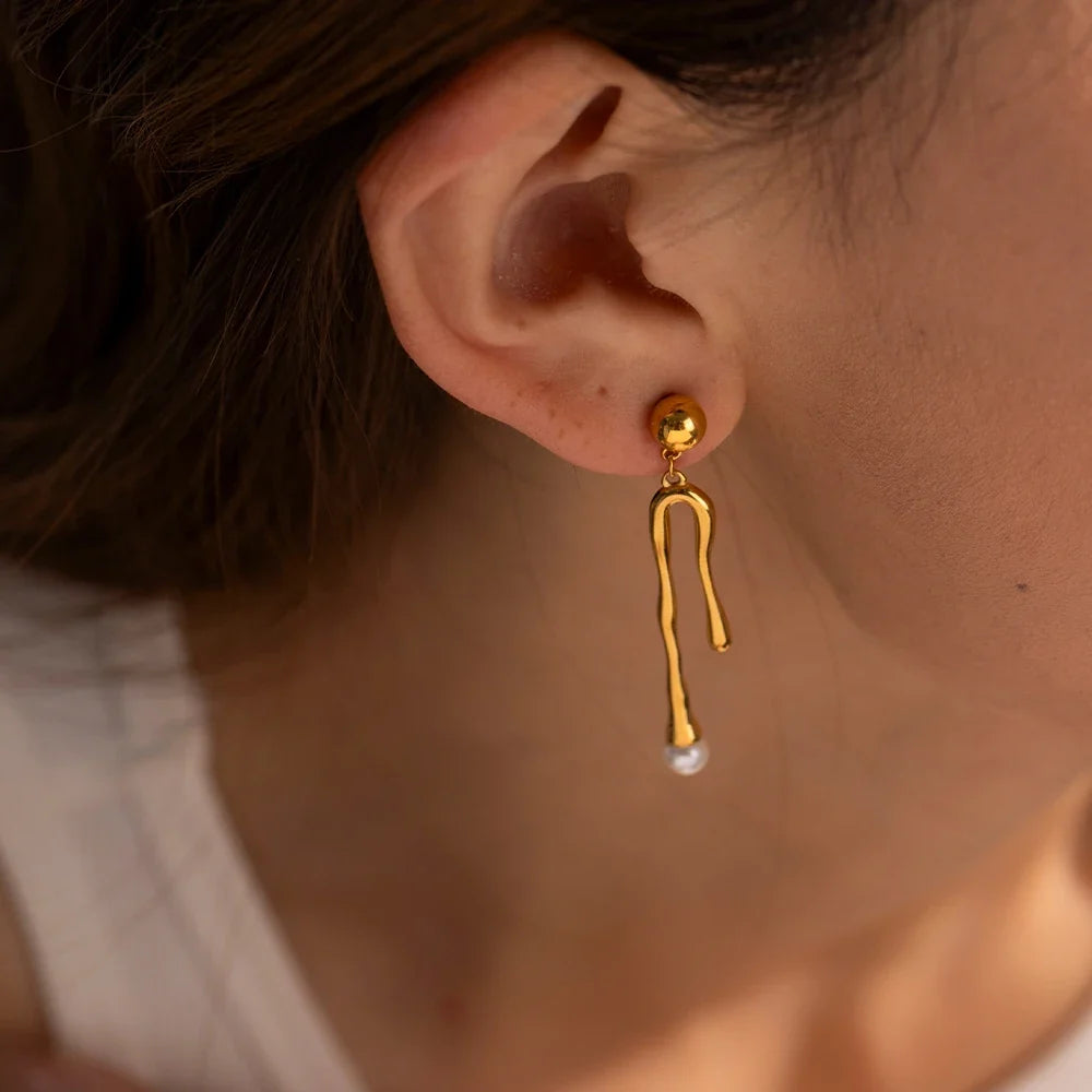 Danielle Earrings by Louryx