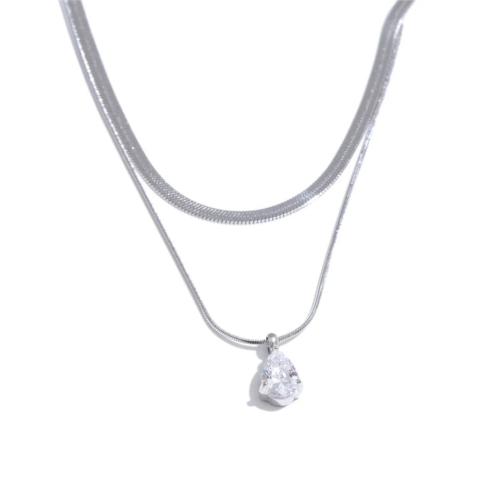 Azari Necklace by Louryx