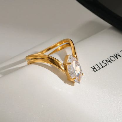 Riley Ring by Louryx