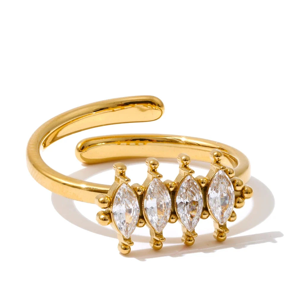 Sloan Ring by Louryx