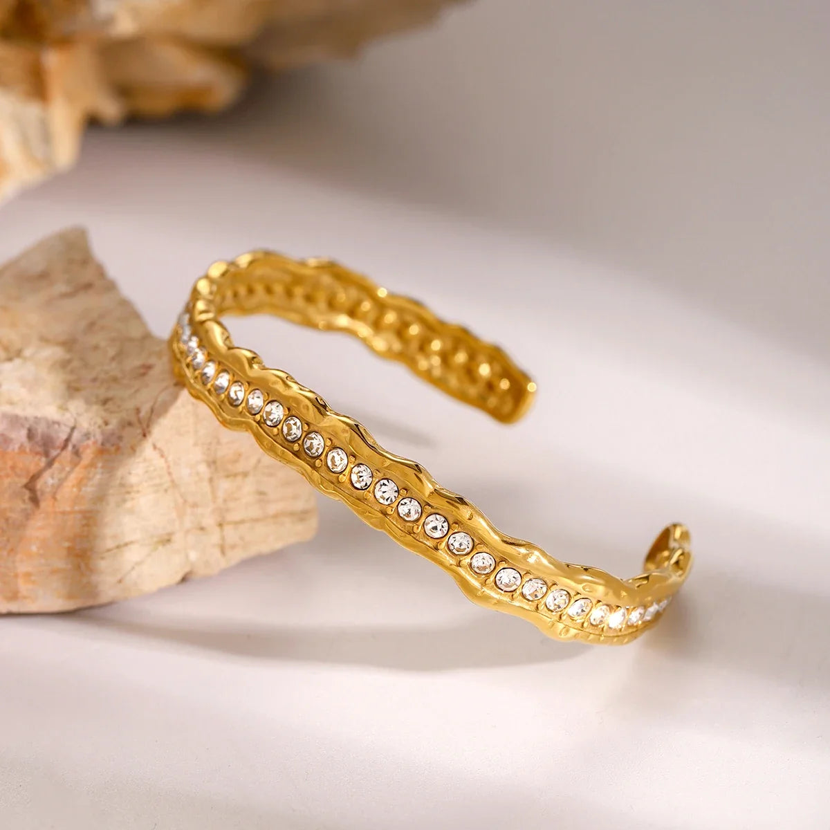 Alaia Bracelet by Louryx
