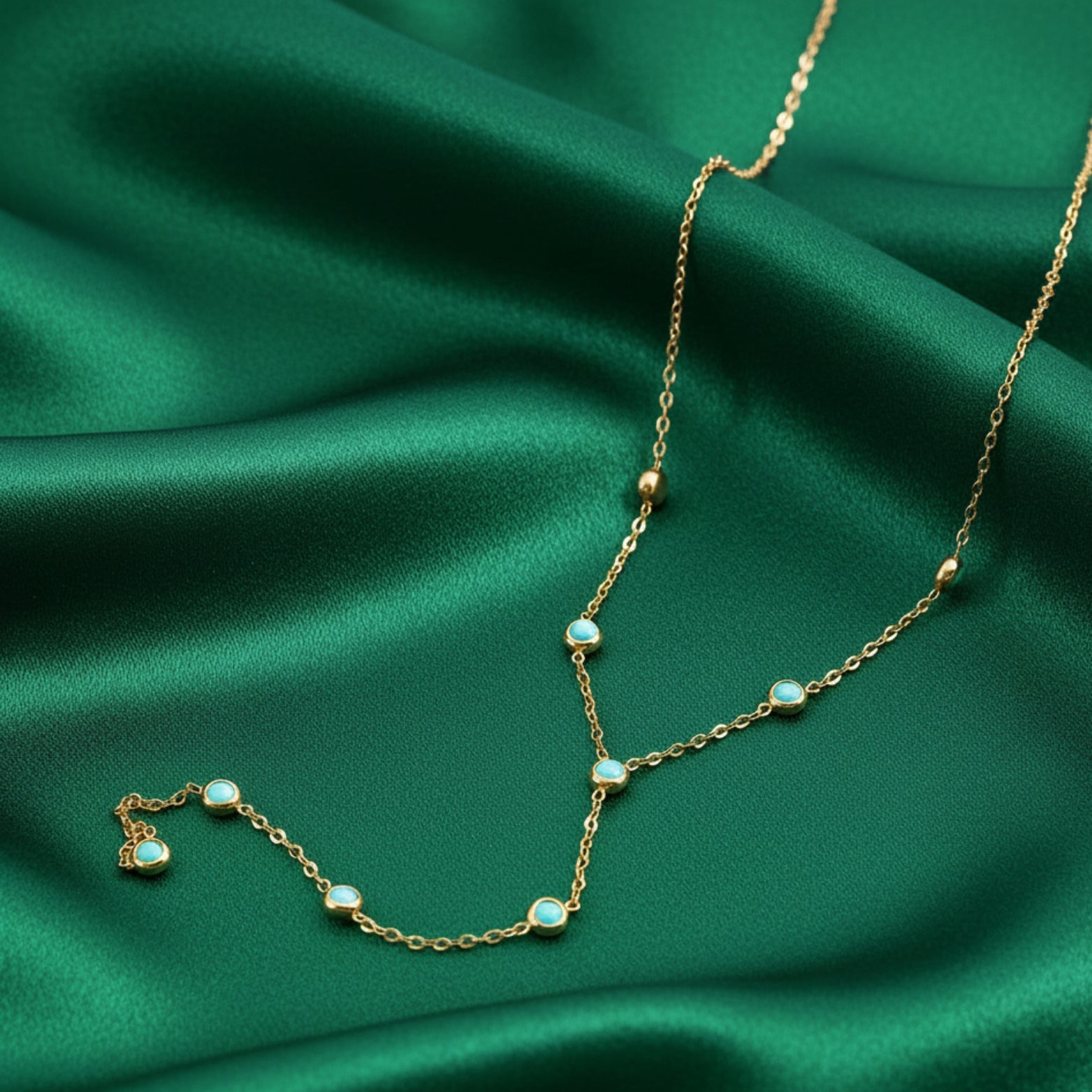 Aurevia Necklace by Louryx