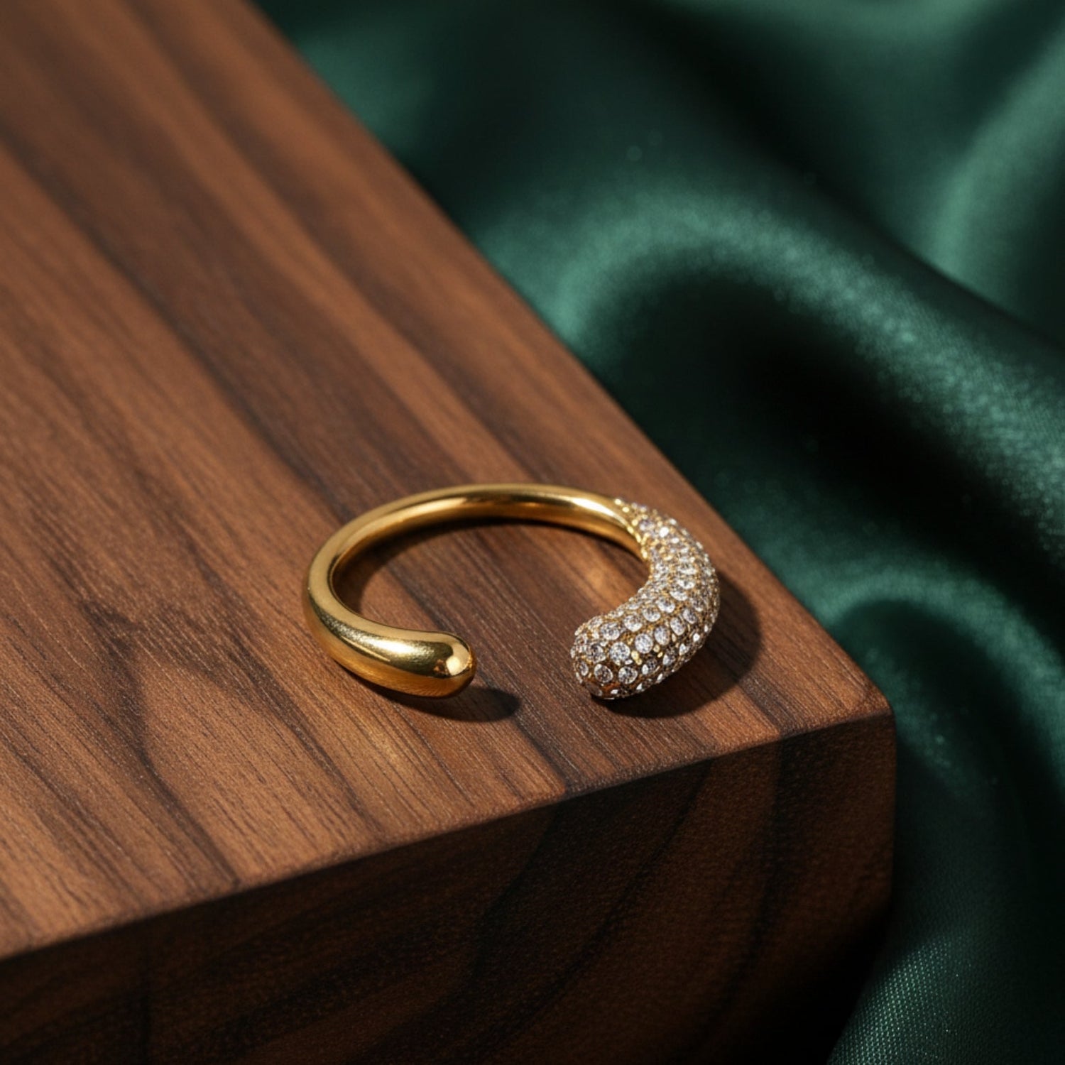 Aileen Ring by Louryx