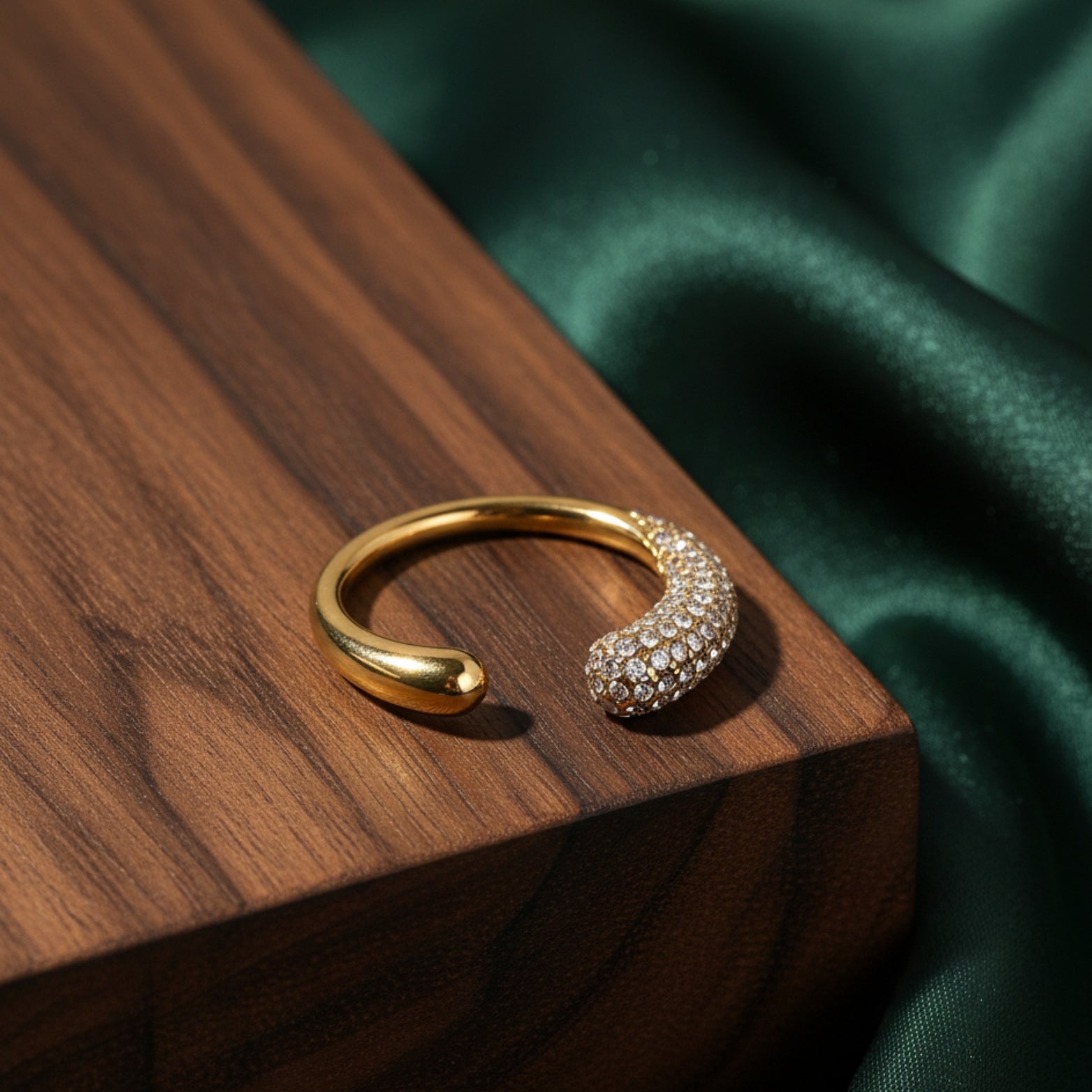 Aileen Ring by Louryx