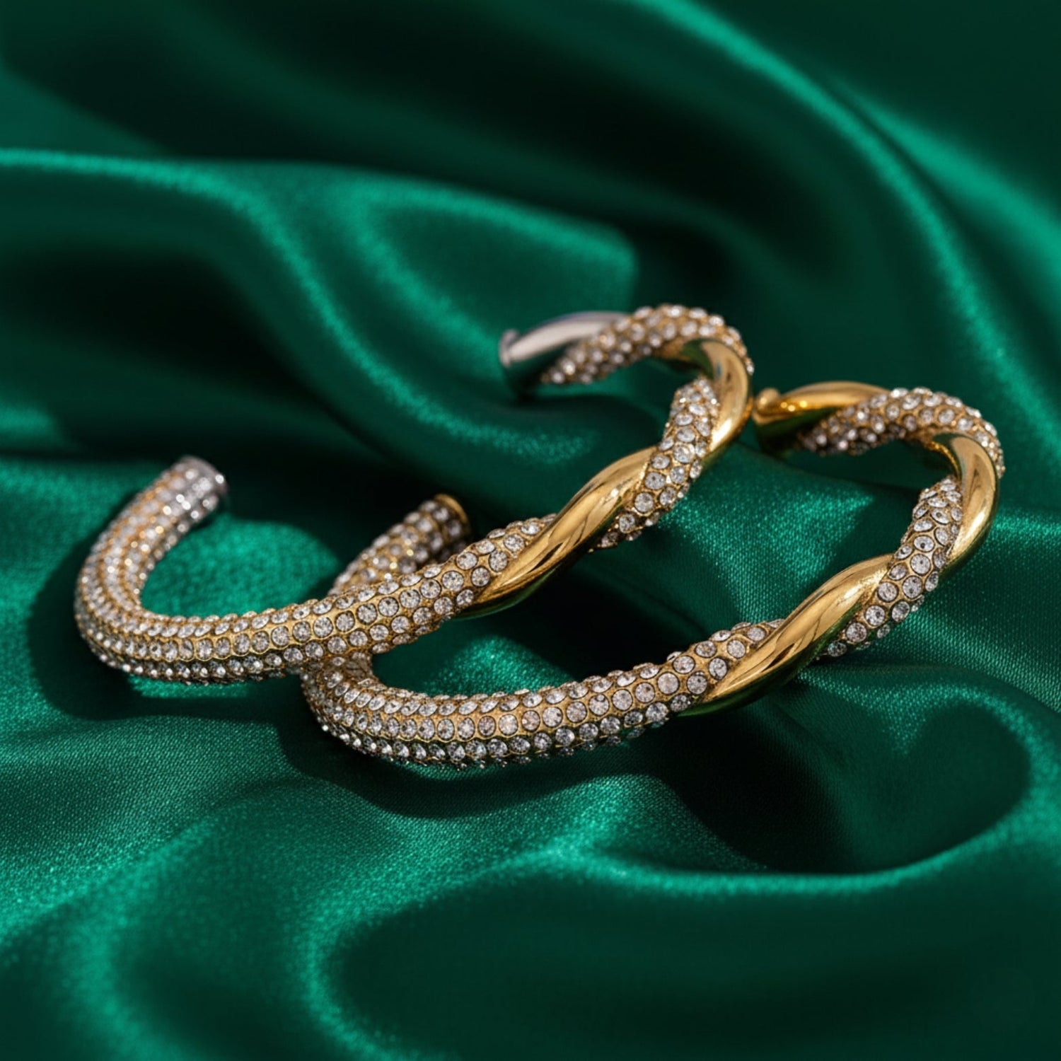 Amora Bracelet by Louryx