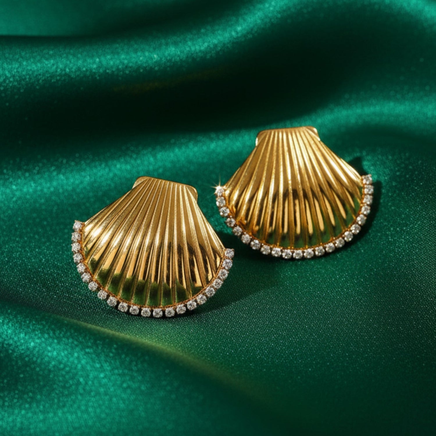 Nellie Earrings by Louryx