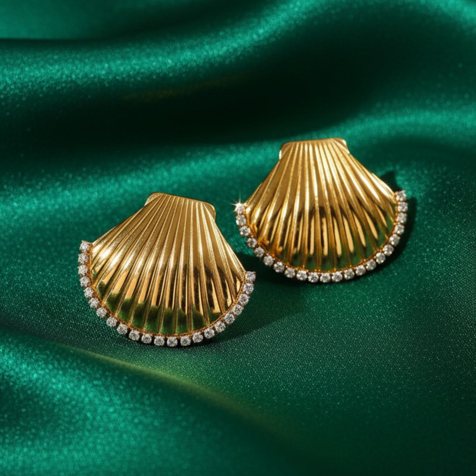 Nellie Earrings by Louryx