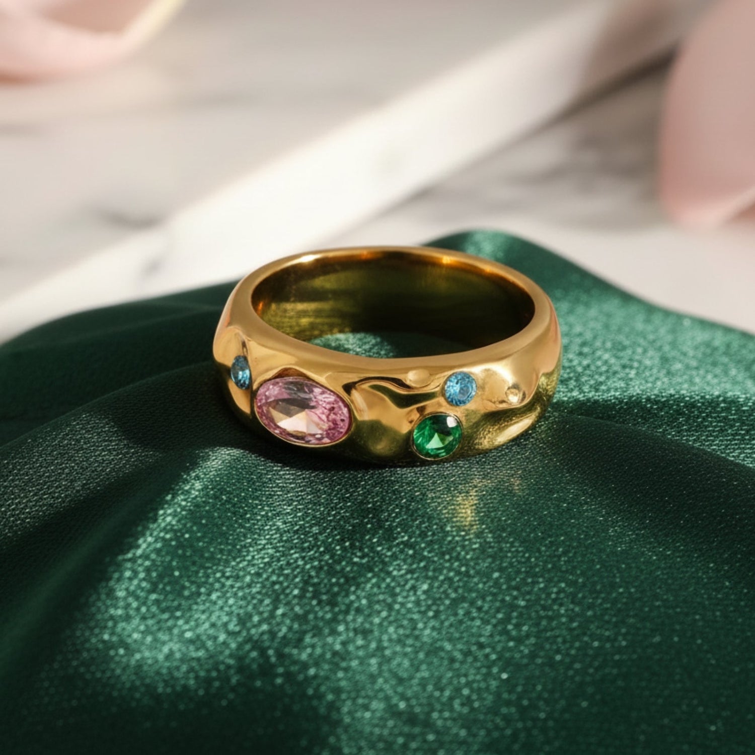 Sevyn Ring by Louryx