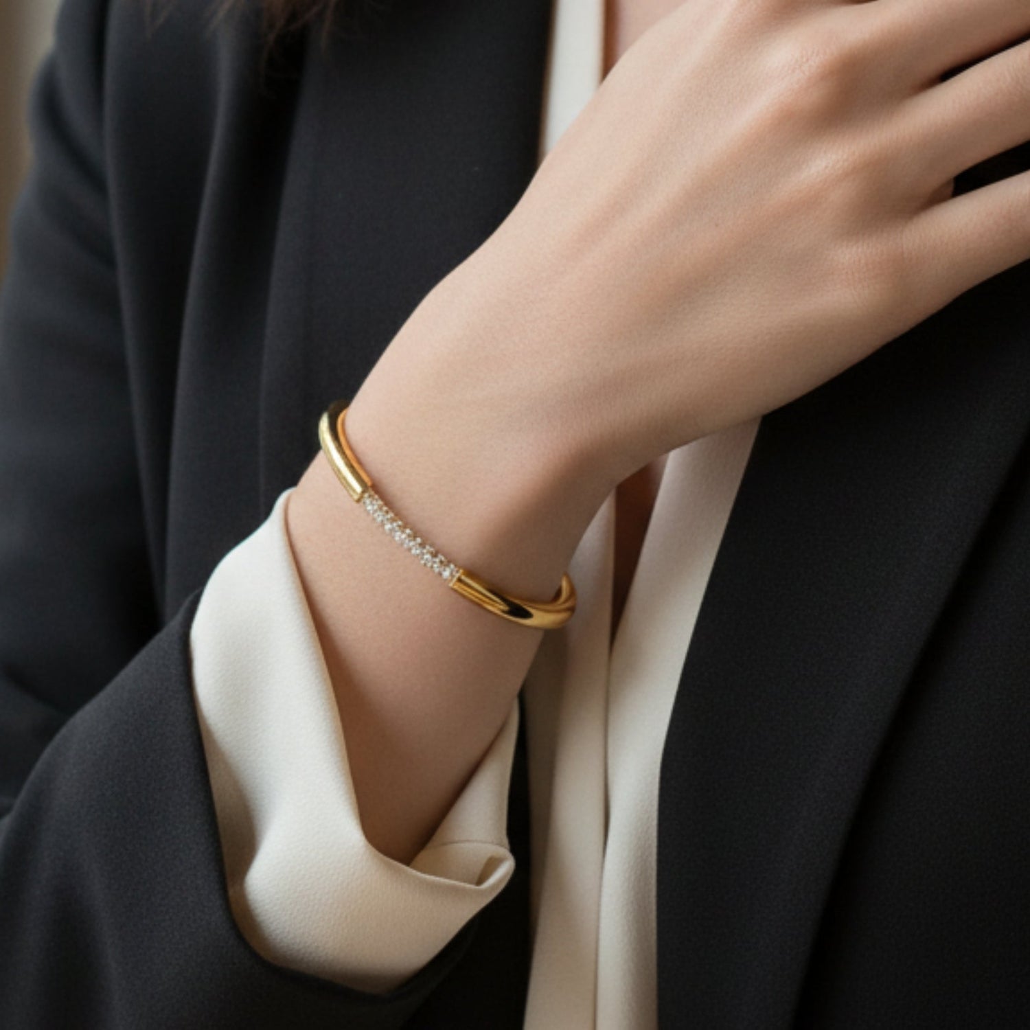Marie Bracelet by Louryx