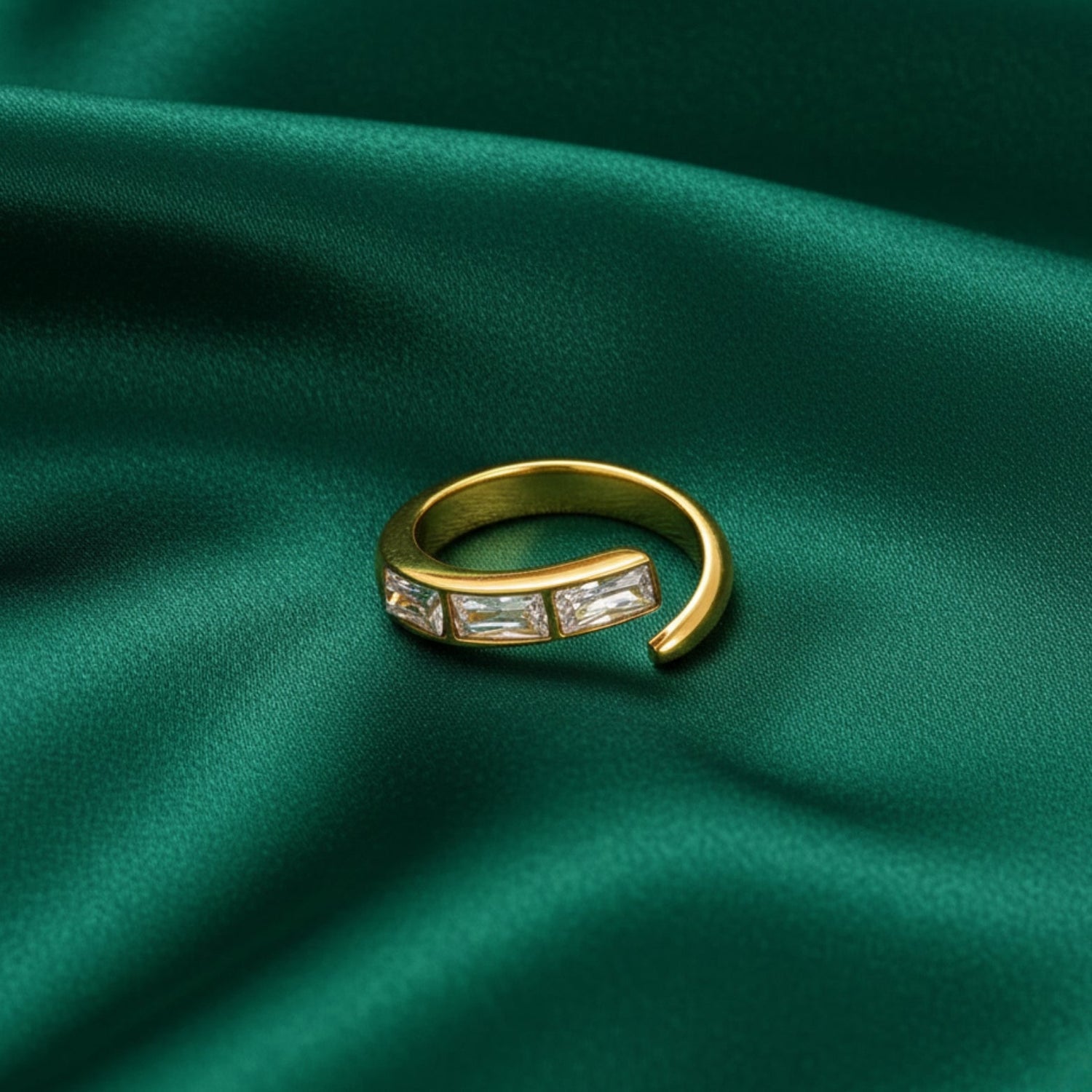 Louise Ring by Louryx